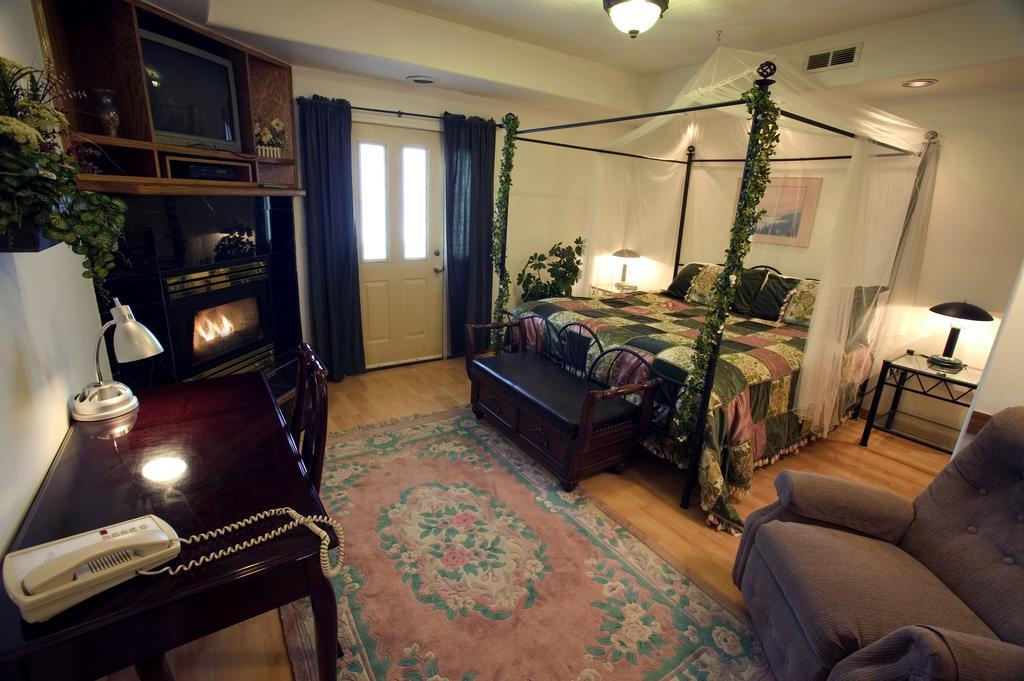 Abbey Archway Inn Fairbanks Buitenkant foto